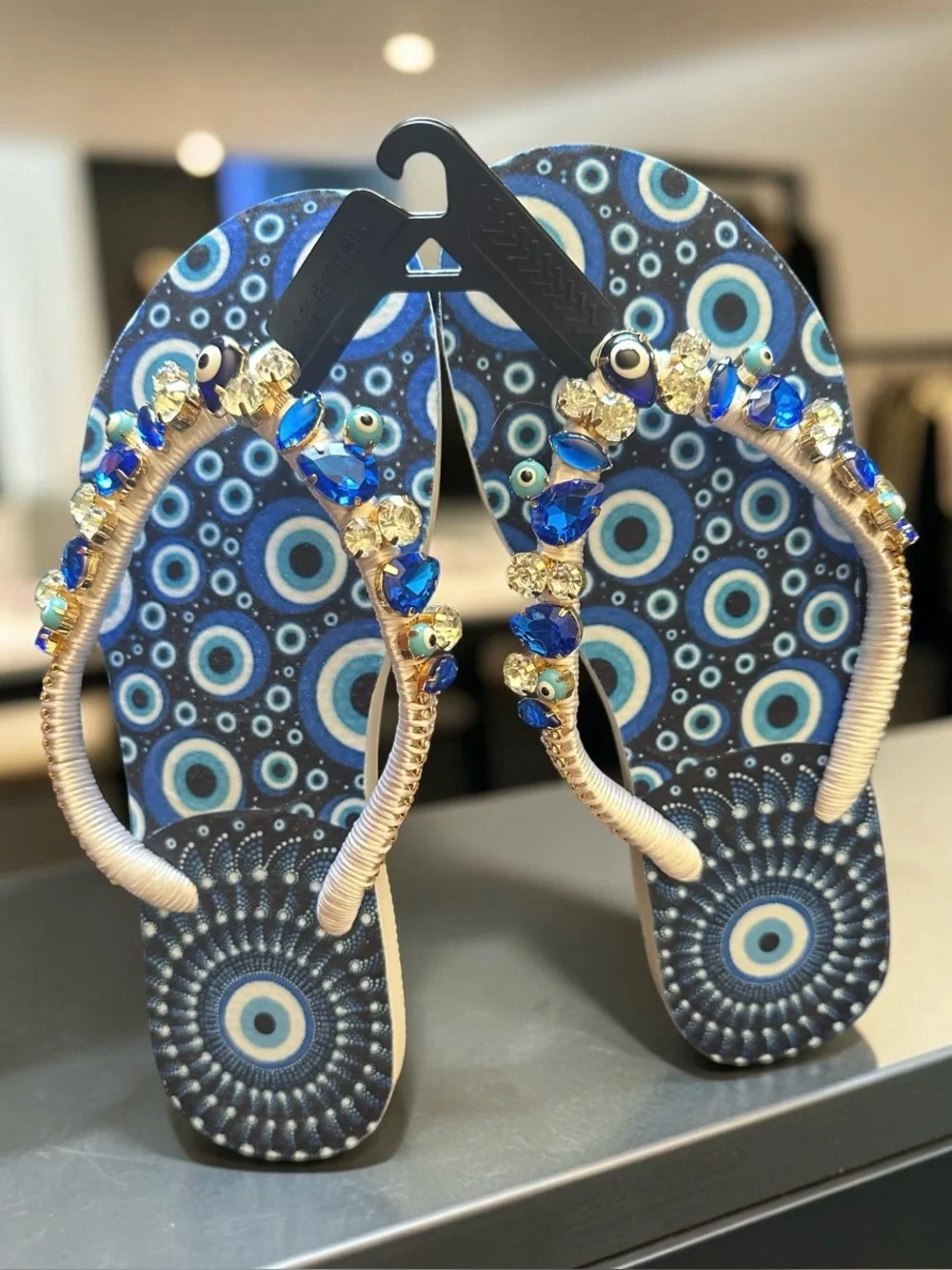 Havaianas hand Beaded evil eye patterned Women’s Flip Flops. Size 7/8. - Picture 1 of 6